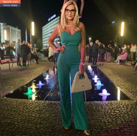 lena12 OnlyFans Leaks 2025
