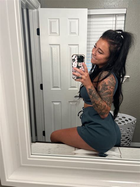 roxenne93 OnlyFans Leaks 2025