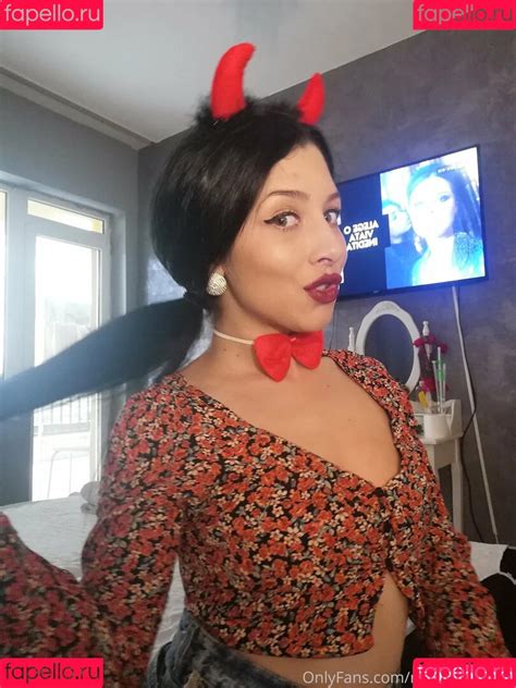 naughtydonna OnlyFans Leaks 2025