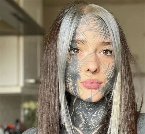 tattoo-girl OnlyFans Leaks 2025