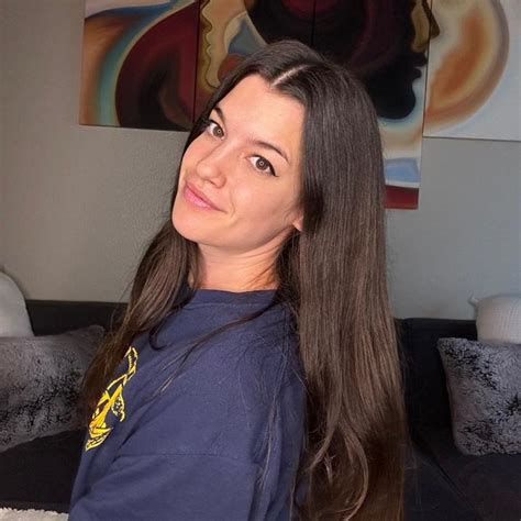 nicoleskirtsfree OnlyFans Leaks 2025