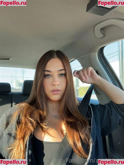 azalialexi OnlyFans Leaks 2025