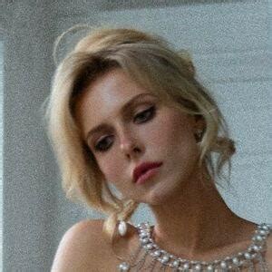 molleewaters OnlyFans Leaks 2025