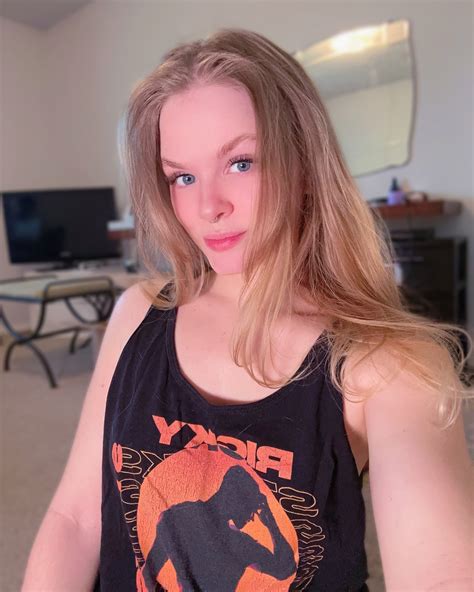 oliviaclarke88 OnlyFans Leaks 2025