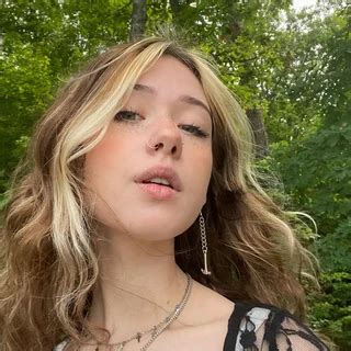 c4mmie OnlyFans Leaks 2025