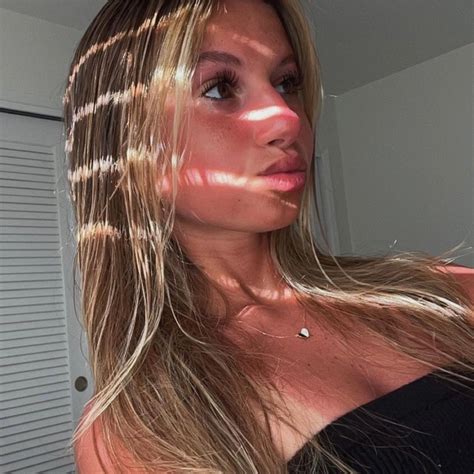 ashleyrose.of OnlyFans Leaks 2025