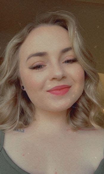 ashleywhitecams OnlyFans Leaks 2025