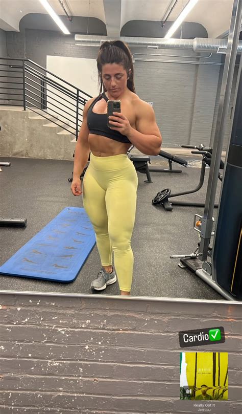 lisahenderson2 OnlyFans Leaks 2025