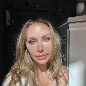 xnicoleanistonx OnlyFans Leaks 2025