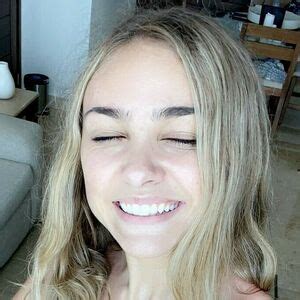 arianaxlee OnlyFans Leaks 2025