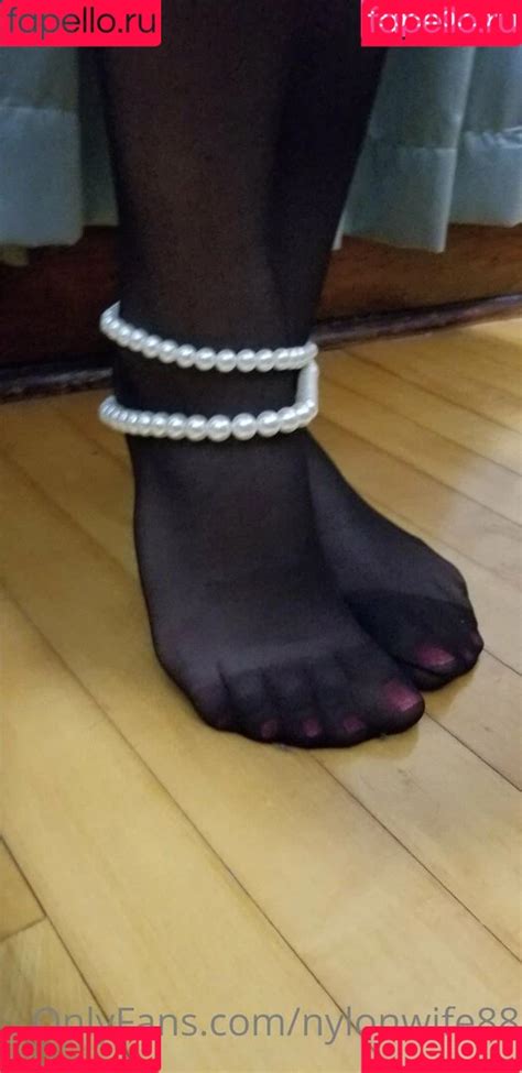 nylonwife88 OnlyFans Leaks 2025