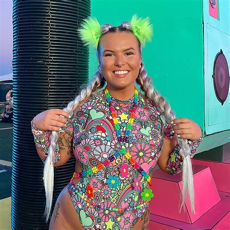 ravequeen_elizabeth OnlyFans Leaks 2025