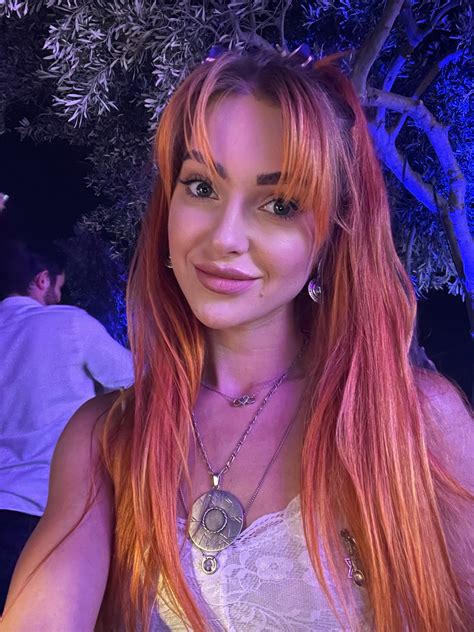 adreagon OnlyFans Leaks 2025