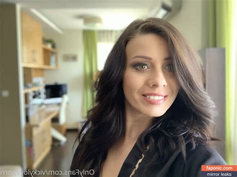 vickyloveporn OnlyFans Leaks 2025