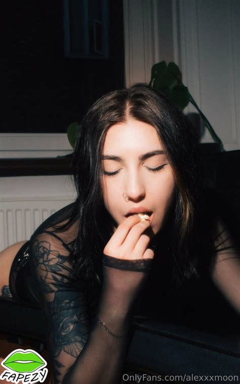 alexxxmoon OnlyFans Leaks 2025