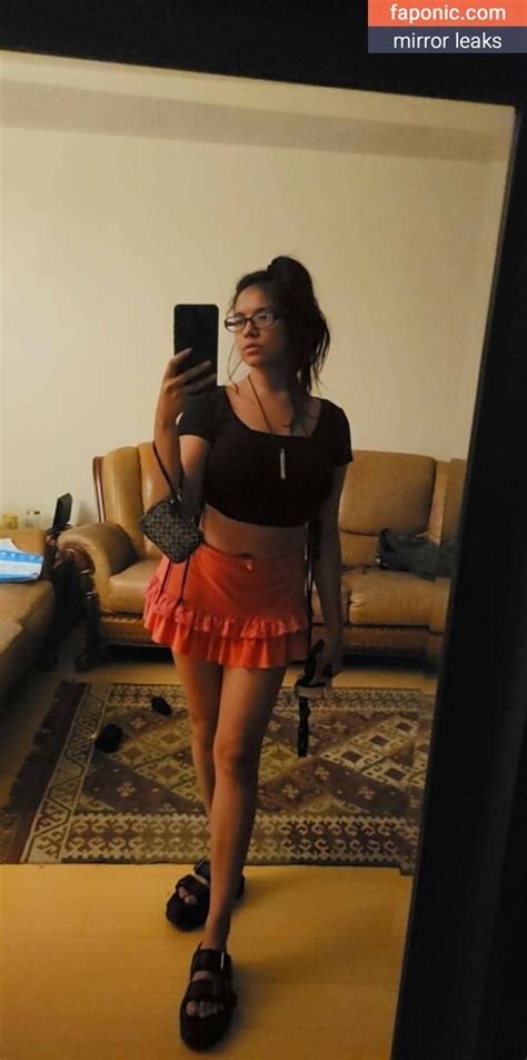 youniklunatik OnlyFans Leaks 2025