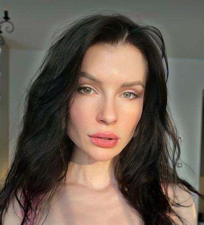 ernesta_ze_guevaraa OnlyFans Leaks 2025