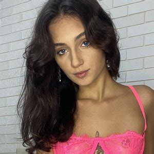 signorinabella OnlyFans Leaks 2025